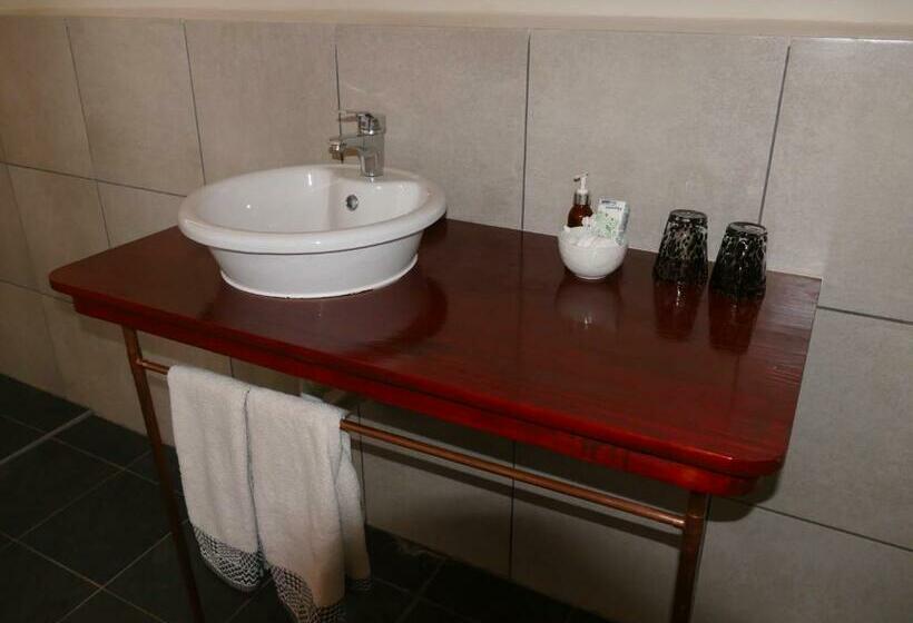 デラックスルーム, Adonsonia Lodge