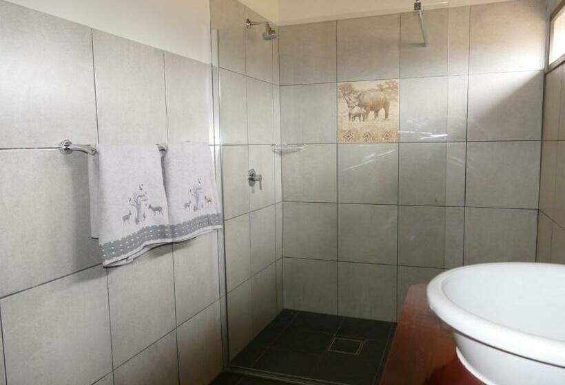 Номер Deluxe, Adonsonia Lodge