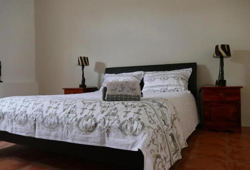 デラックスルーム, Adonsonia Lodge