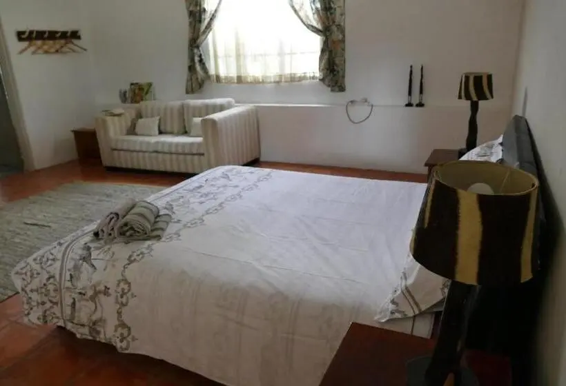 デラックスルーム, Adonsonia Lodge