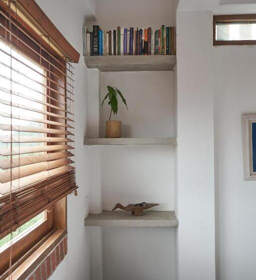 غرفة قياسية, Casa Caracola