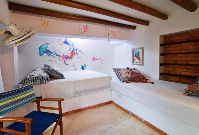 Standard room with outdoor bath, Casa Caracola