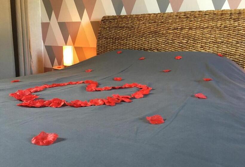 Номер Стандарт, Chambres Dhotes A La Ferme