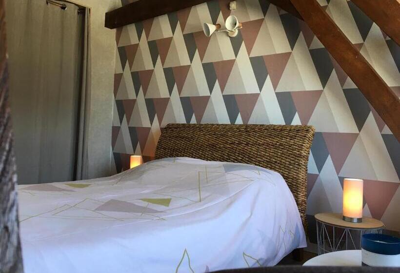 Номер Стандарт, Chambres Dhotes A La Ferme