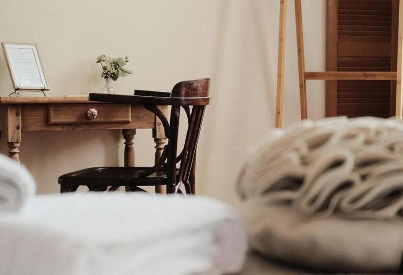 Номер Стандарт, La Maison Reverdi