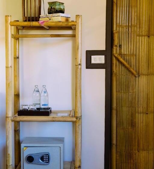 בונגלו סטנדרט עם נוף לגינה, Orion Healing Centre