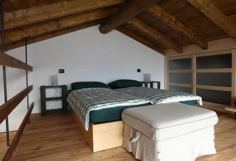 סטודיו דלוקס, Agriturismo La Pedruscia