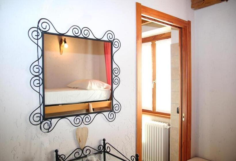 חדר סטנדרט, Agriturismo La Pedruscia