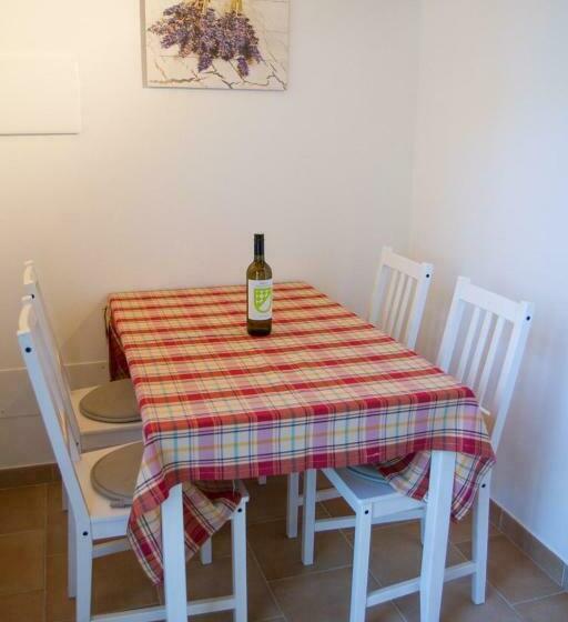 إستديو عائلى, Agriturismo Rosa Antica