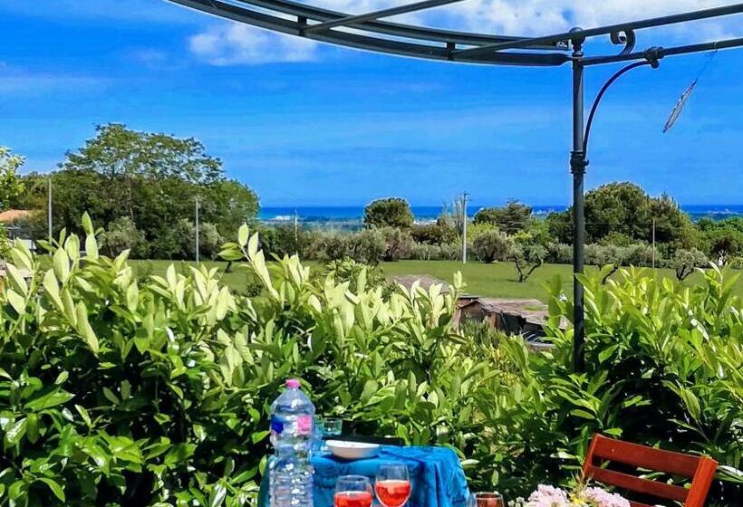 بنجلو عائلى, Agriturismo Rosa Antica