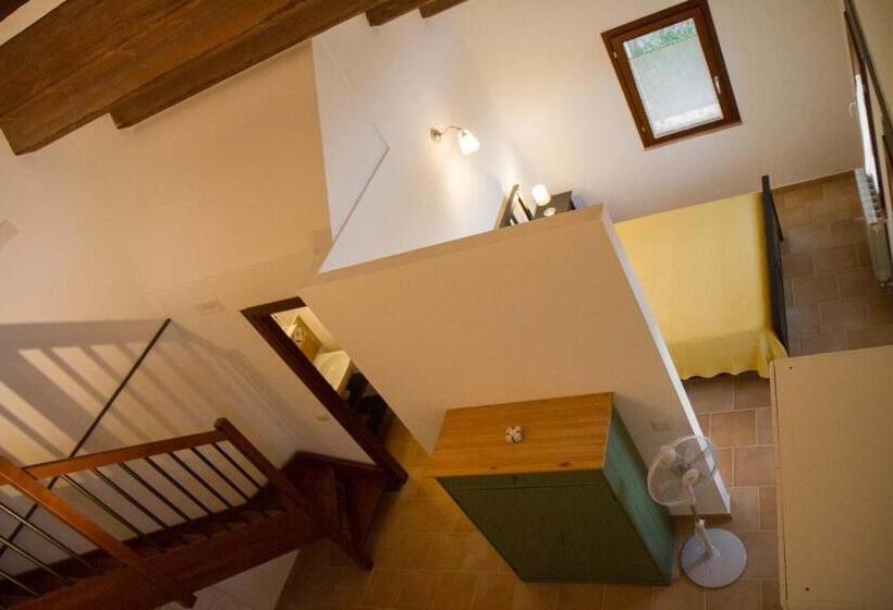 إستديو عائلى, Agriturismo Rosa Antica