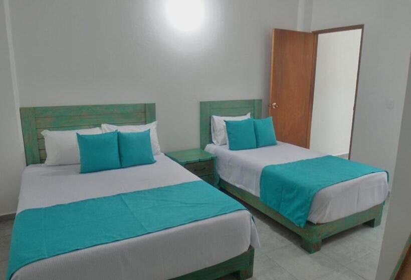 شقة غرفة واحدة, Madre Laura Jericó