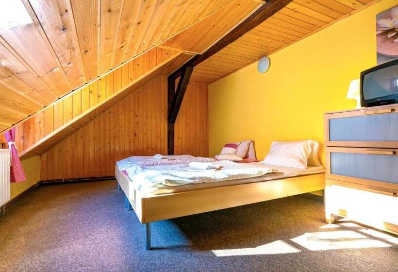家庭间, Wellness Penzion Stonozka