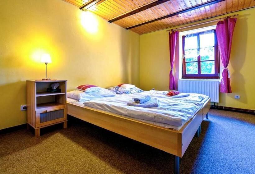 غرفة عائلية, Wellness Penzion Stonozka