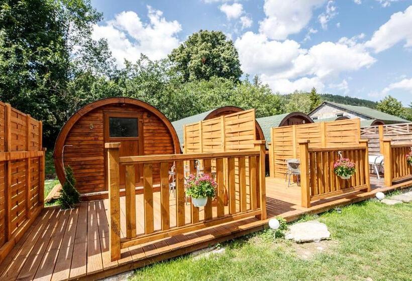 بنجلو قياسى, Wellness Penzion Stonozka