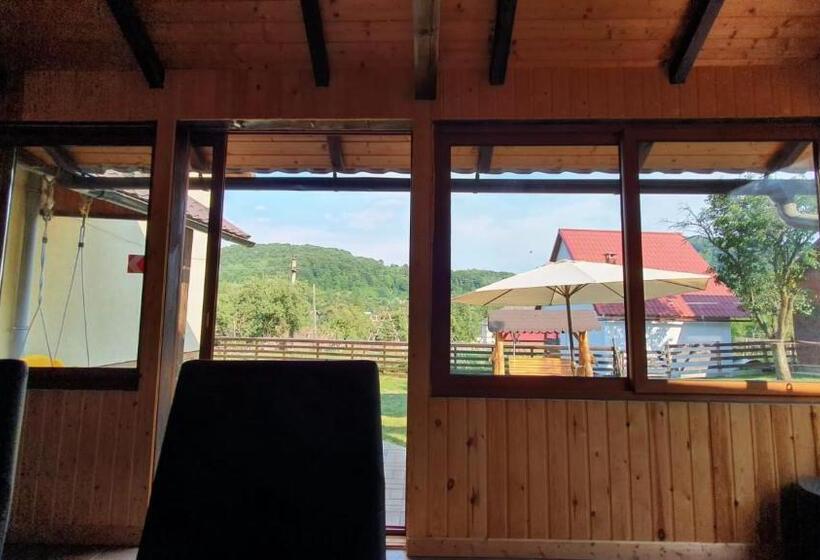 Дом 4 Спальни, Popasul Găleșean