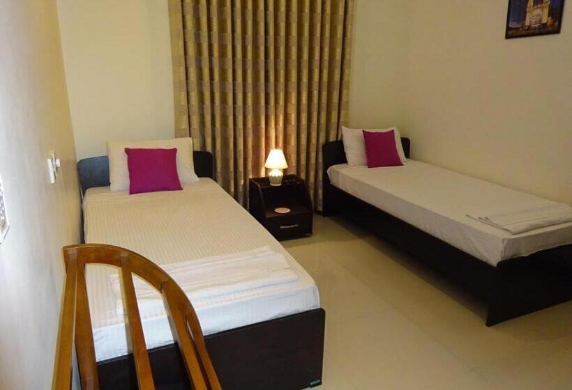 غرفة قياسية حمام مشترك, Water Park Residencies