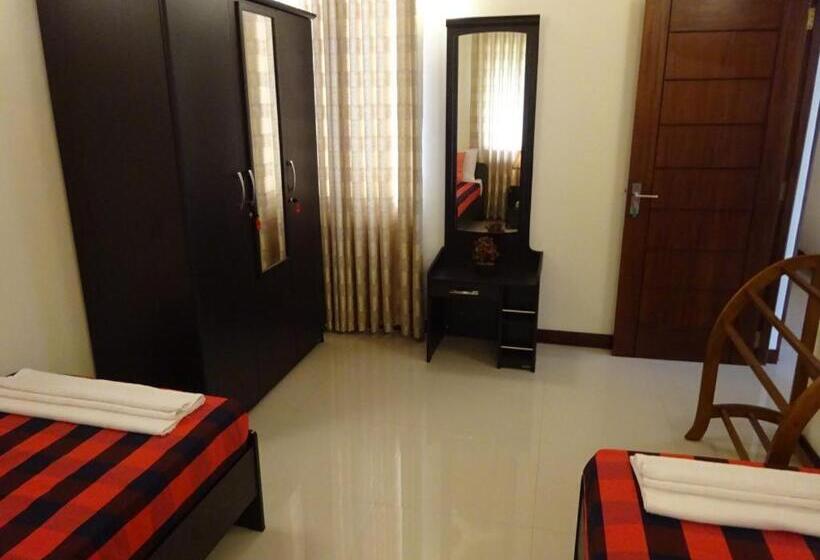 غرفة قياسية حمام مشترك, Water Park Residencies