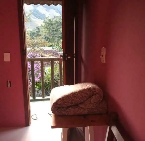 Standard-huone Parveke, Albergue Muzy