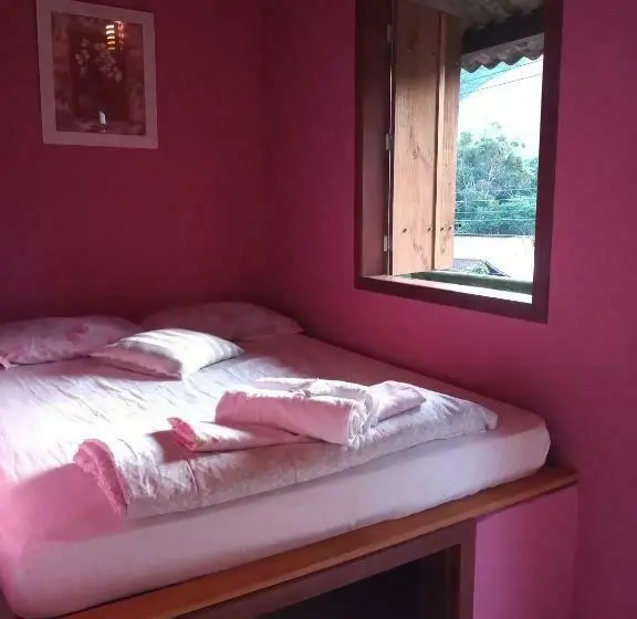 Standard-huone Parveke, Albergue Muzy