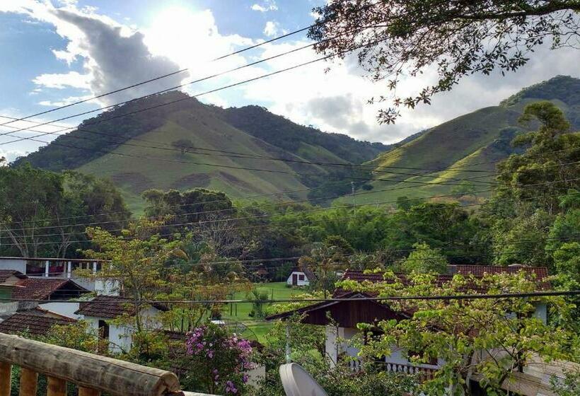 Номер Стандарт с Балконом, Albergue Muzy
