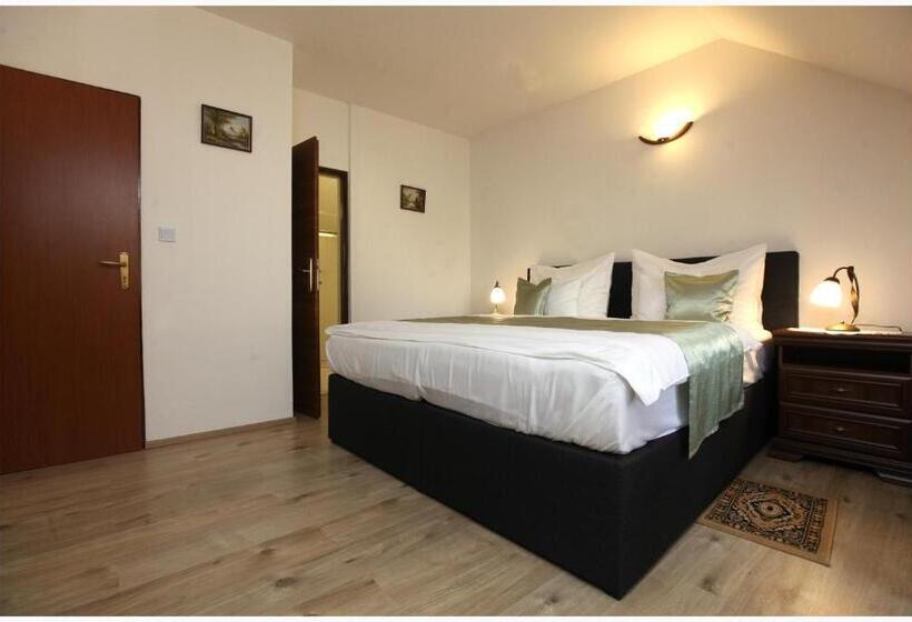 חדר סטנדרט, Restaurant Penzion U Buchlovskeho Zamku