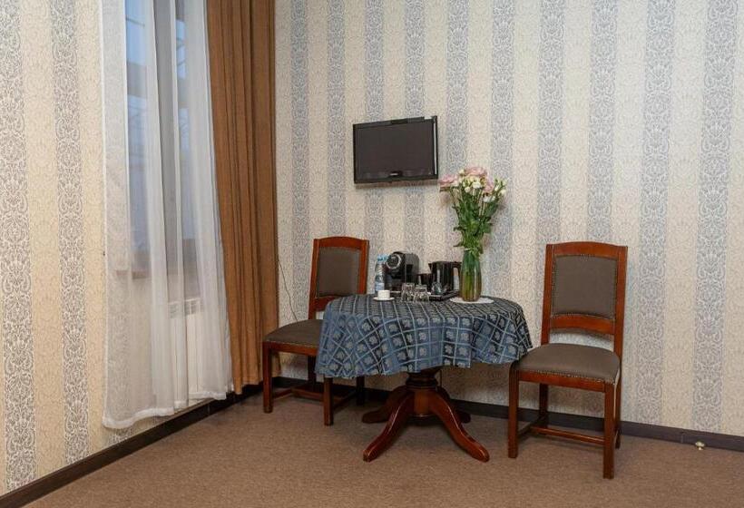 Номер Стандарт, Koncha Zaspa Park