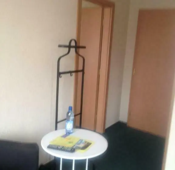 اتاق استاندارد, Artmotel & Bistro