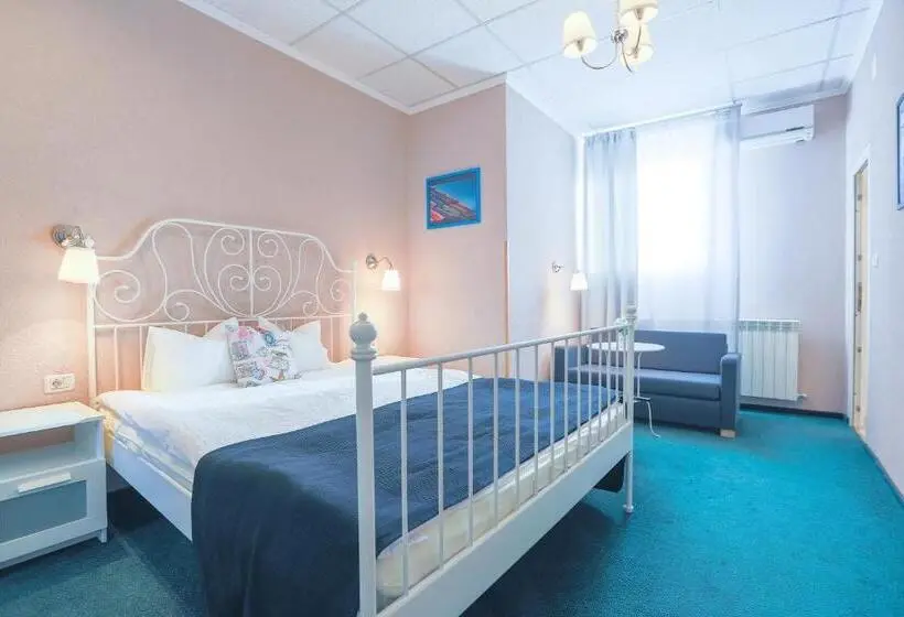 اتاق کلاسیک خانوادگی, Artmotel & Bistro