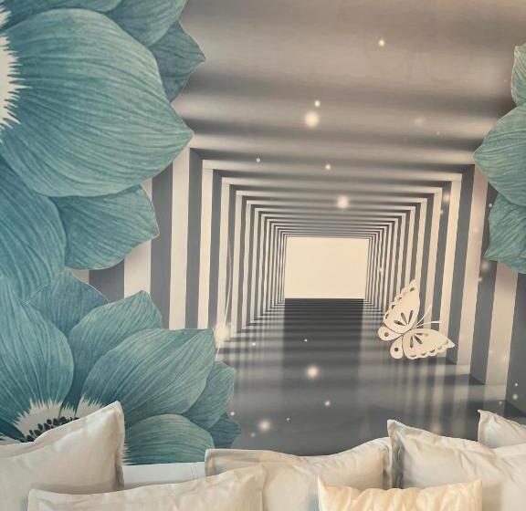 Люкс с Балконом, Artmotel & Bistro
