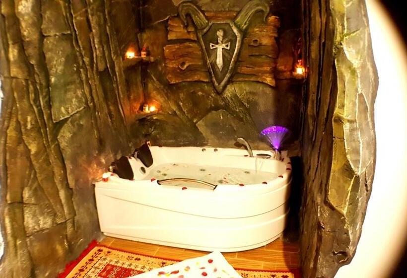 Стандартный Номер Кровать Кинг, Pensiunea Dracula & Spa
