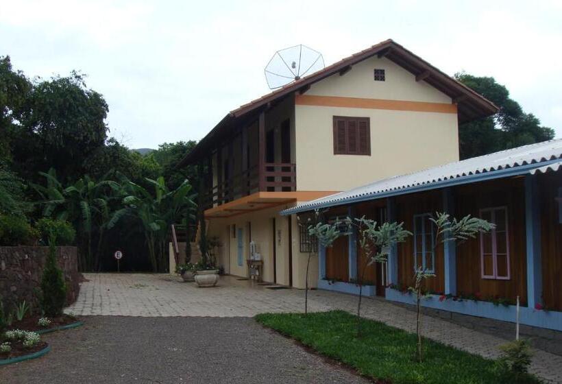 Люкс Вид на Сад, Pousada Camponesa