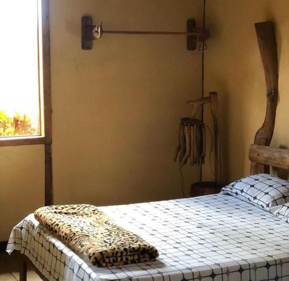 חדר אקונומי לשלושה, Pousada São Gonçalo