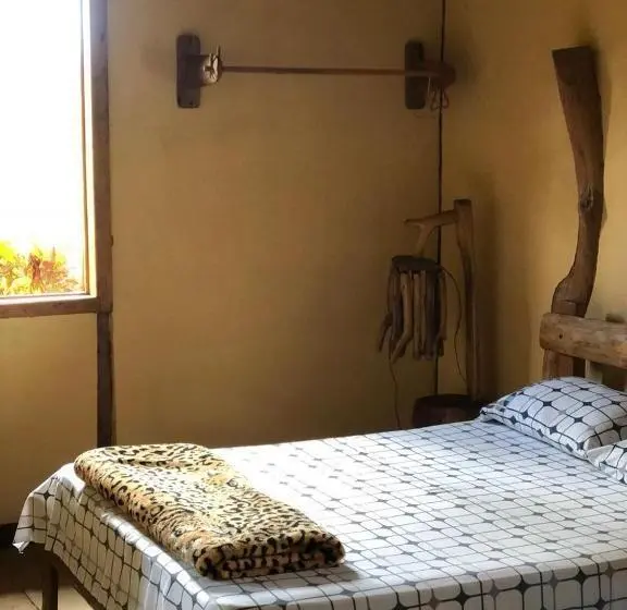 Economy Triple Room