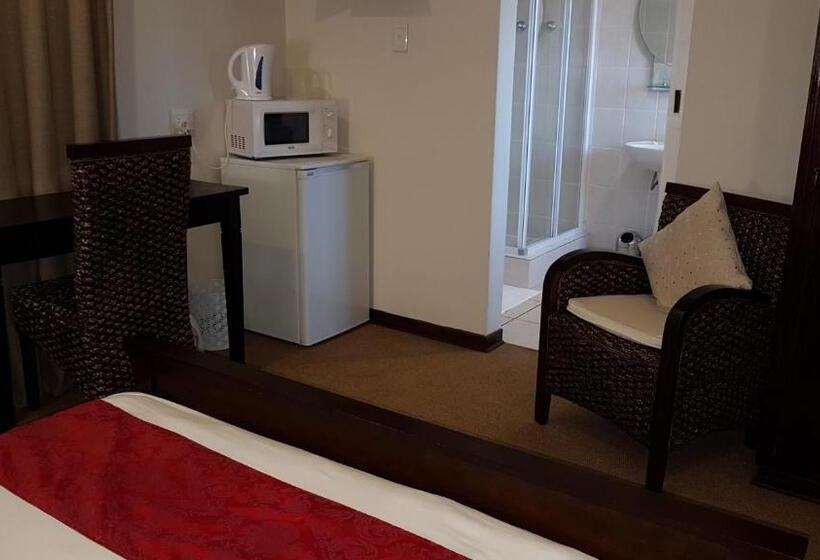 Номер Deluxe, The Hut