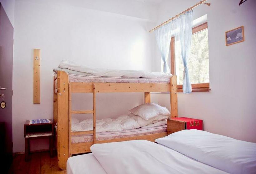 スタンダード４人部屋, Pension Cabana Cetatile Ponorului