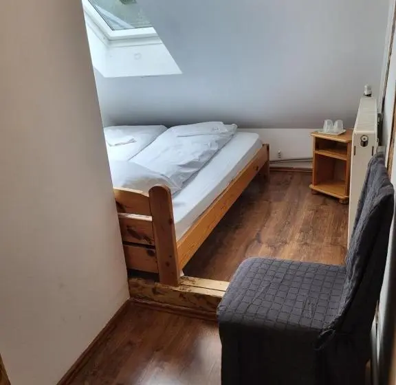 スタンダードルーム, Pension Cabana Cetatile Ponorului