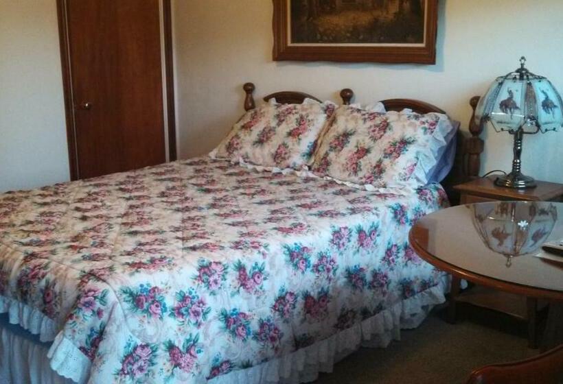 Номер Стандарт Вид на Горы, Swiss Mountain Motel