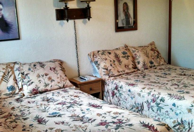 Четырехместный Номер Стандарт, Swiss Mountain Motel