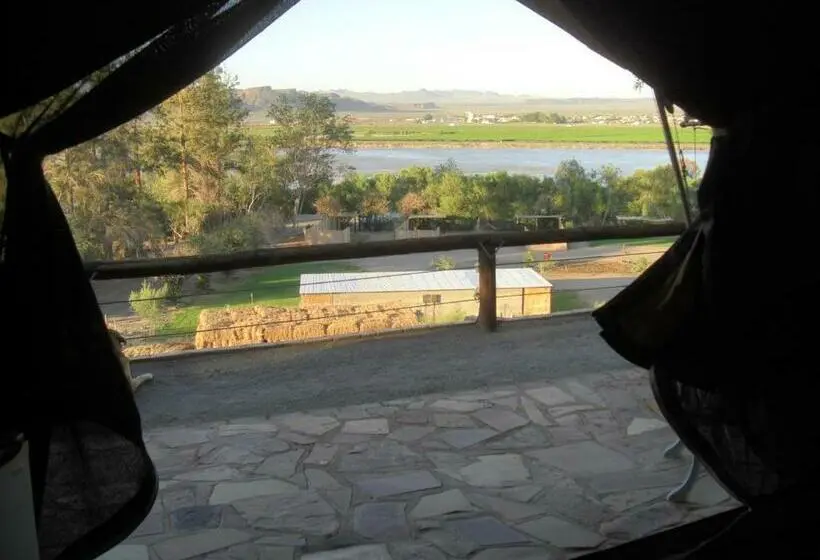 Deluxe Tent, Frontier River Resort
