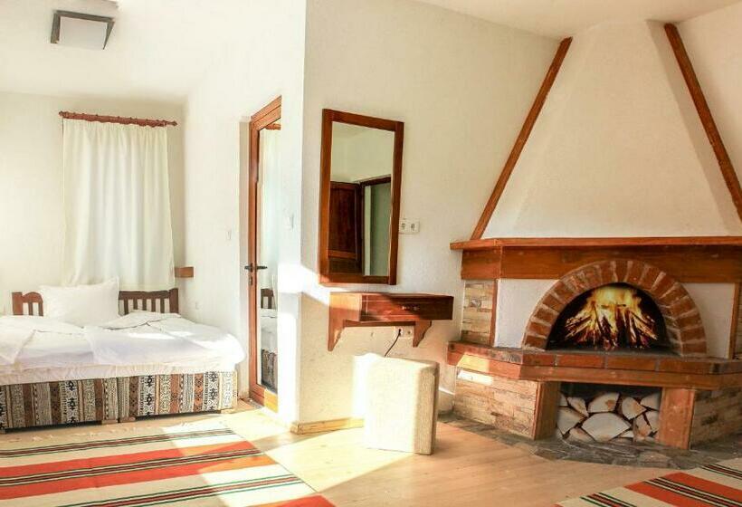 标准房带园景, Mursal