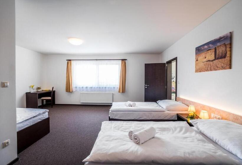 Családi Suite, Na Farmě Choťovice