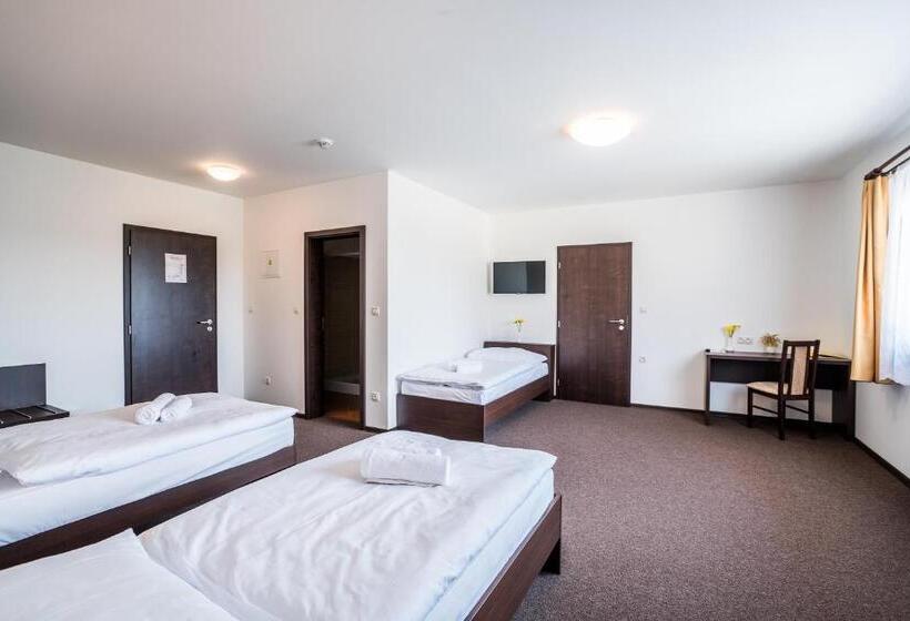 Családi Suite, Na Farmě Choťovice