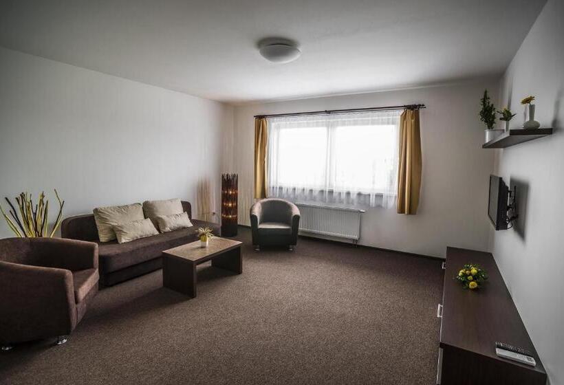 1 Szobás Apartman, Na Farmě Choťovice