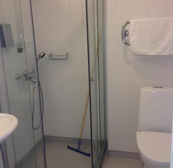 스탠다드 룸, Norrvalla