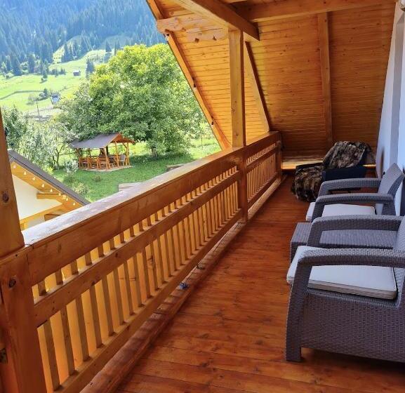 주니어 스위트 발코니, Pensiunea Casa Stefanel