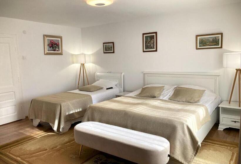 스탠다드 트리플 룸, Pensiunea Casa Stefanel