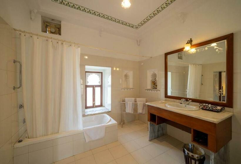 جناح ملكى, Sardargarh Heritage