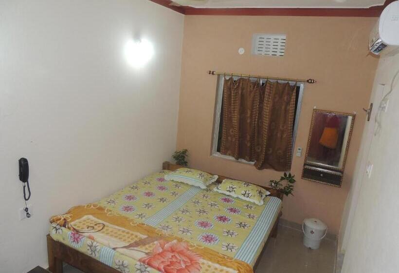 Номер Стандарт, Surya Inn