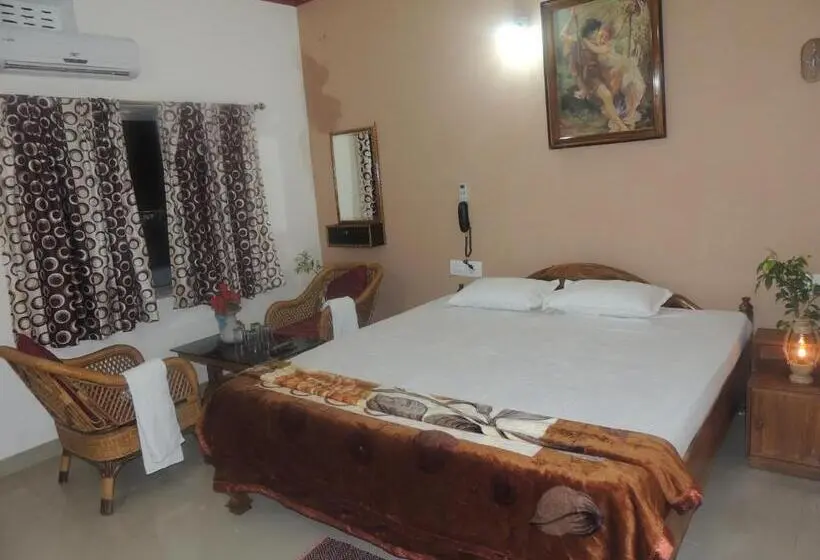 デラックスルーム, Surya Inn
